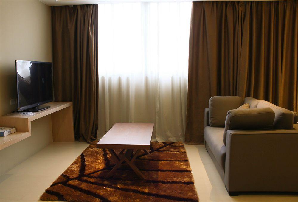 Dela Chambre Hotel Μανίλα Εξωτερικό φωτογραφία